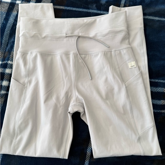 Vuori Women’s Daily Pocket Legging Size M - Picture 9 of 9